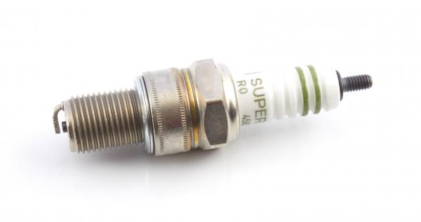 BOSCH Zündkerze 0 241 235 089