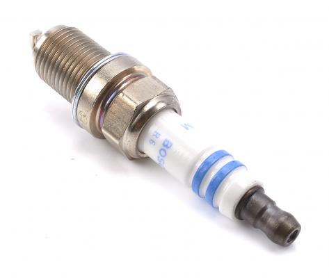 BOSCH Zündkerze 0 242 230 519