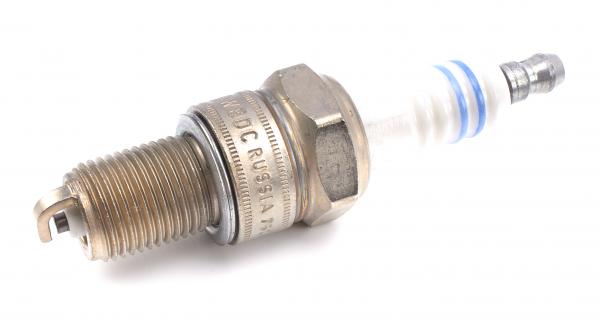 BOSCH Zündkerze 0 241 229 715
