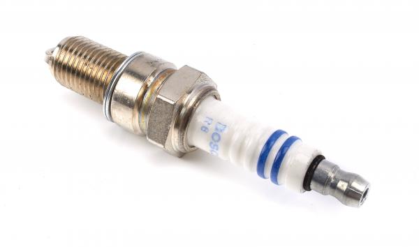BOSCH Zündkerze 0 242 150 507