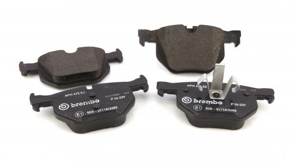 BREMBO Bremsbelagsatz, Scheibenbremse P 06 039